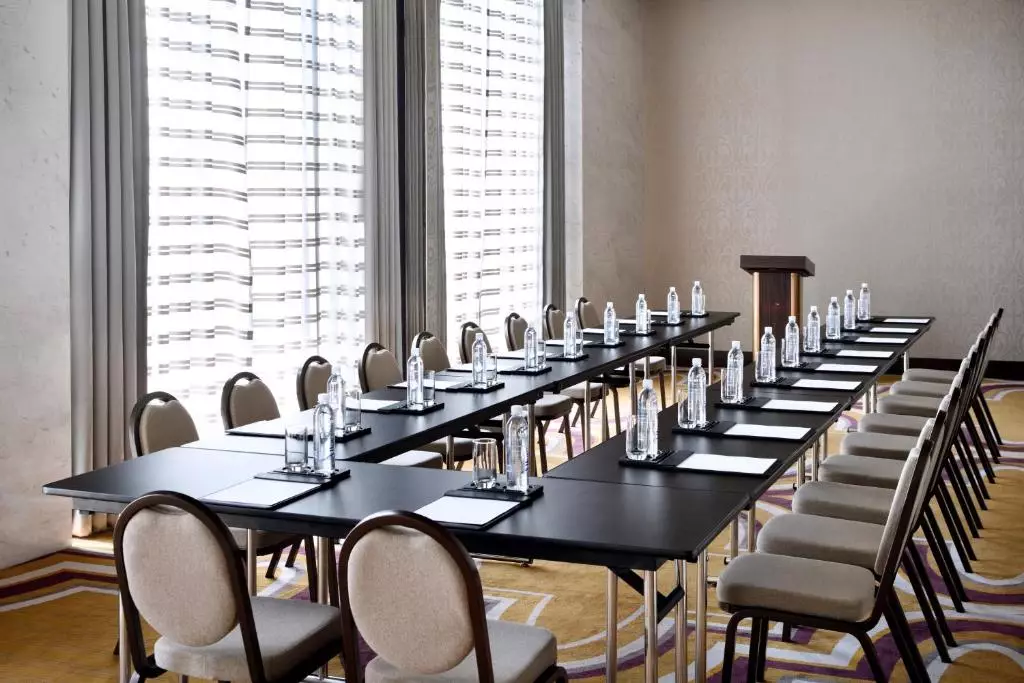 اتاق جلسه هتل ان اچ کالکشن کلمبو